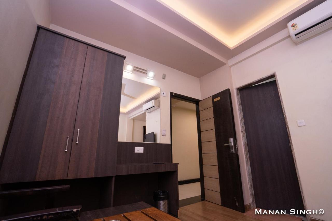 Hotel Samrat Dzsabalpur Kültér fotó